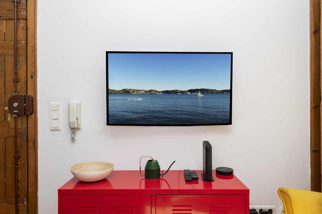 Typical Portuguese Apartment In Sao Bento Lisbon Luaran gambar