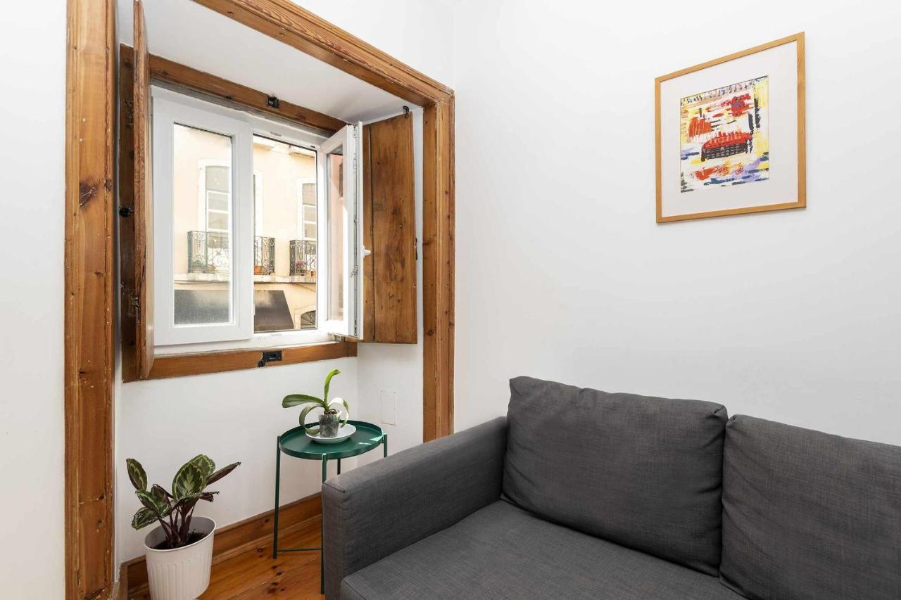Typical Portuguese Apartment In Sao Bento Lisbon Luaran gambar