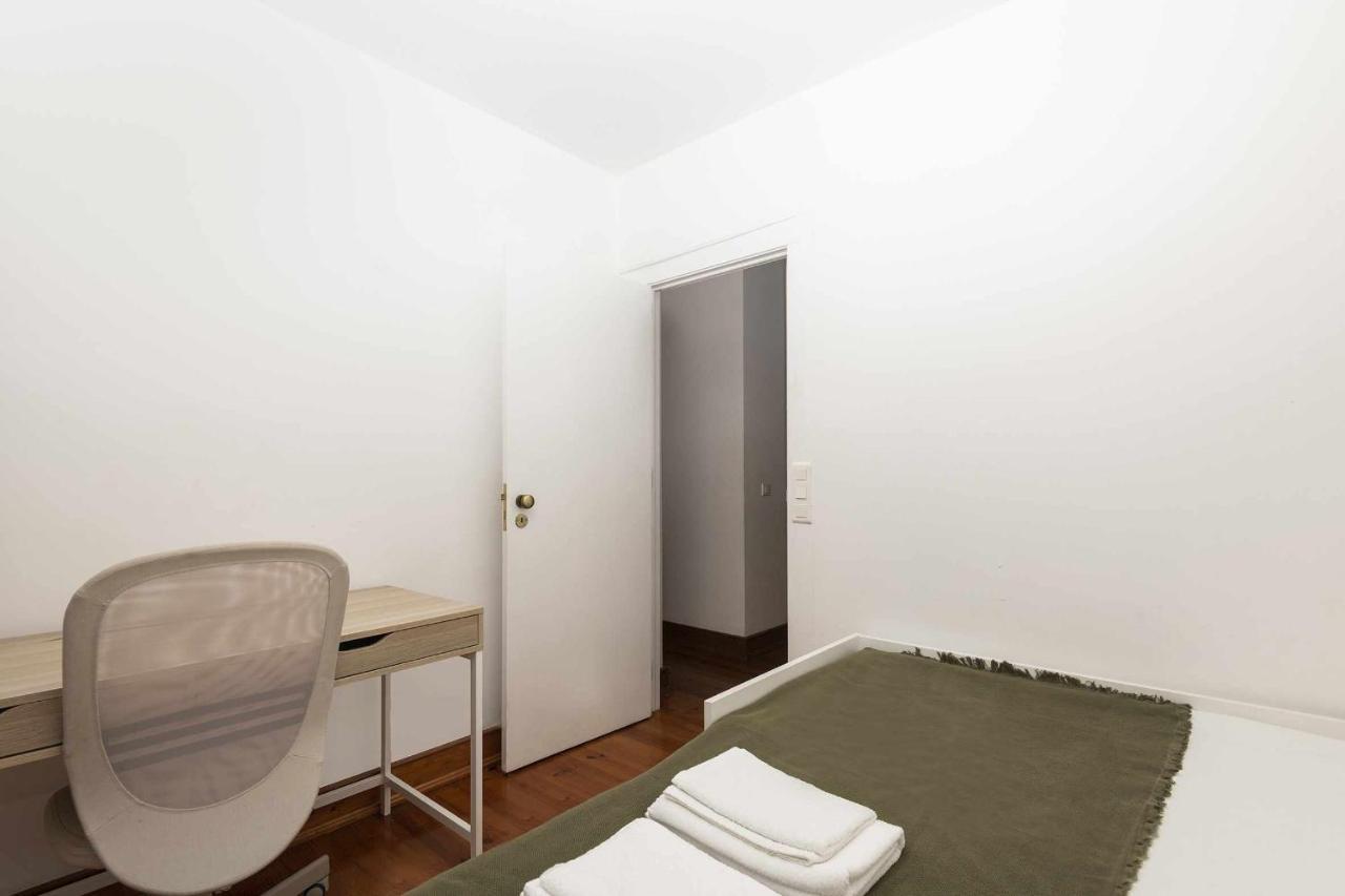 Typical Portuguese Apartment In Sao Bento Lisbon Luaran gambar