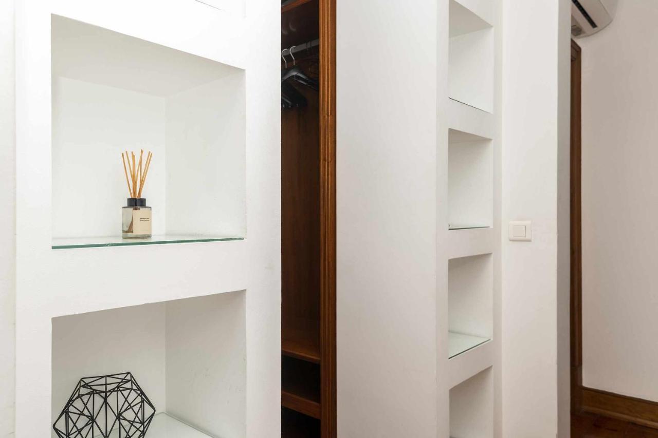 Typical Portuguese Apartment In Sao Bento Lisbon Luaran gambar