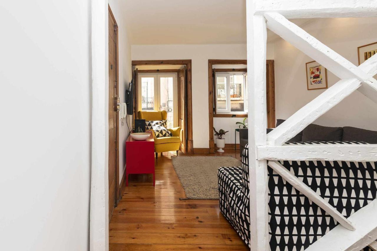 Typical Portuguese Apartment In Sao Bento Lisbon Luaran gambar